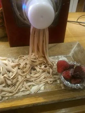 Strawberry Pasta: When Fresh Pasta Becomes a Gourmet Experience